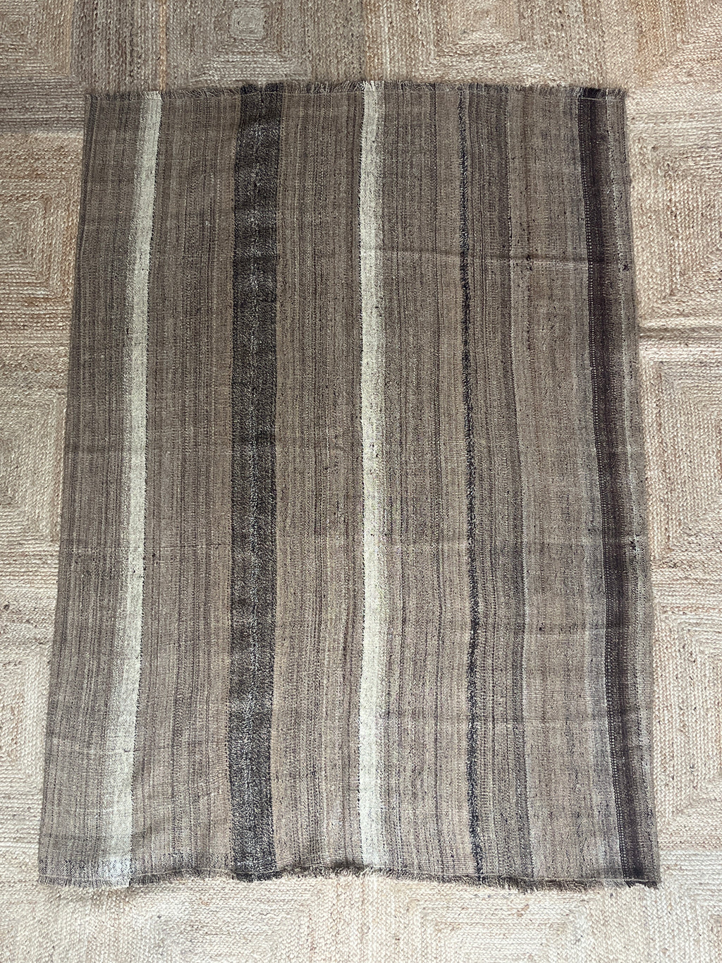 vintage turkish striped kilim - 5' 6" x 7' 7"