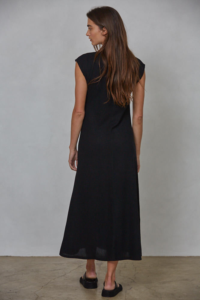 black ribbed cap-sleeve maxi dress
