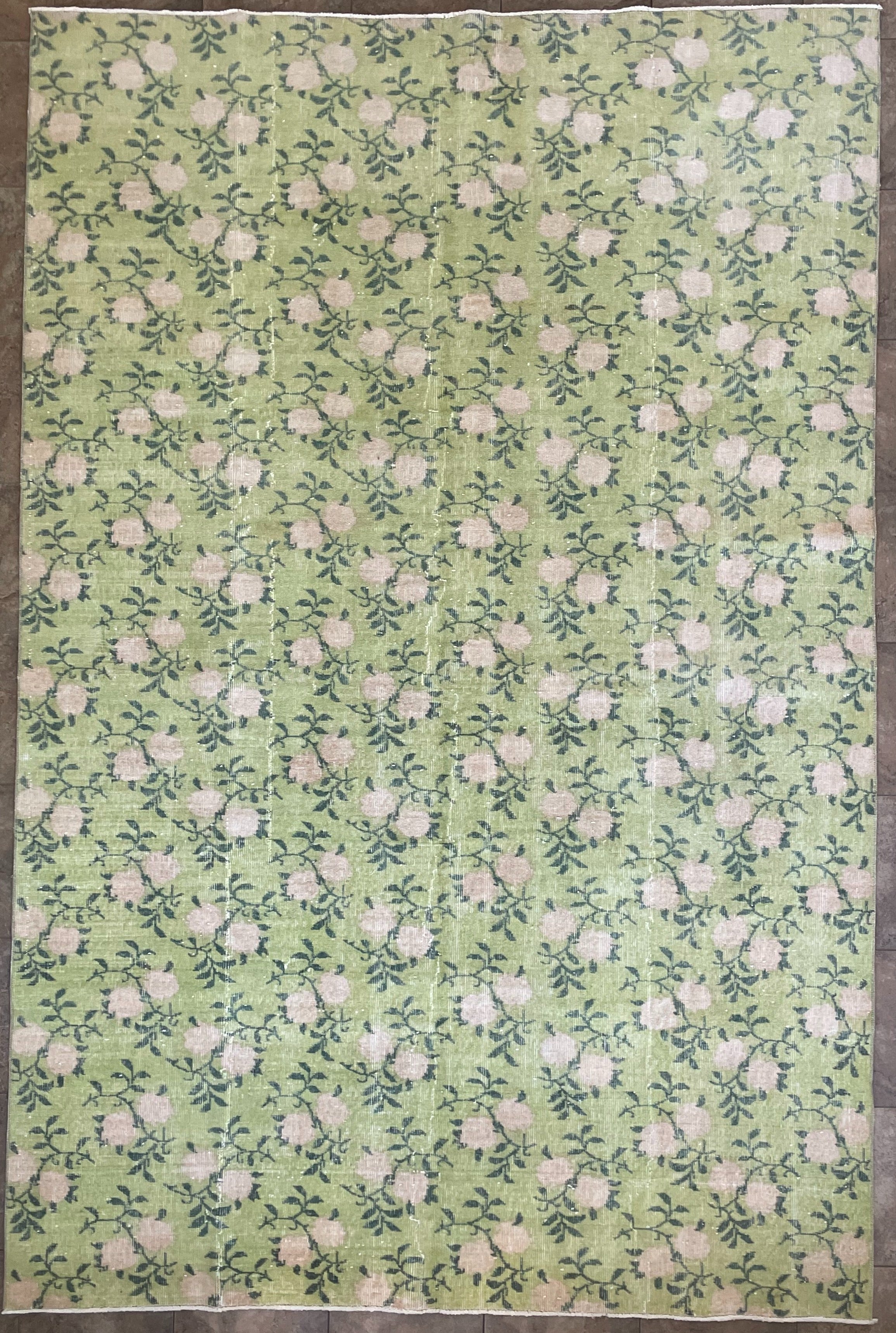 green and pink rose patterned vintage rug - 6’-8” x 10’-0”