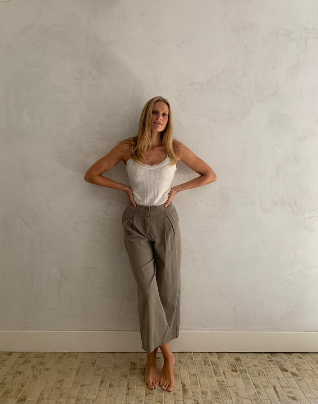 comfy low-rise pants – Lauren Liess