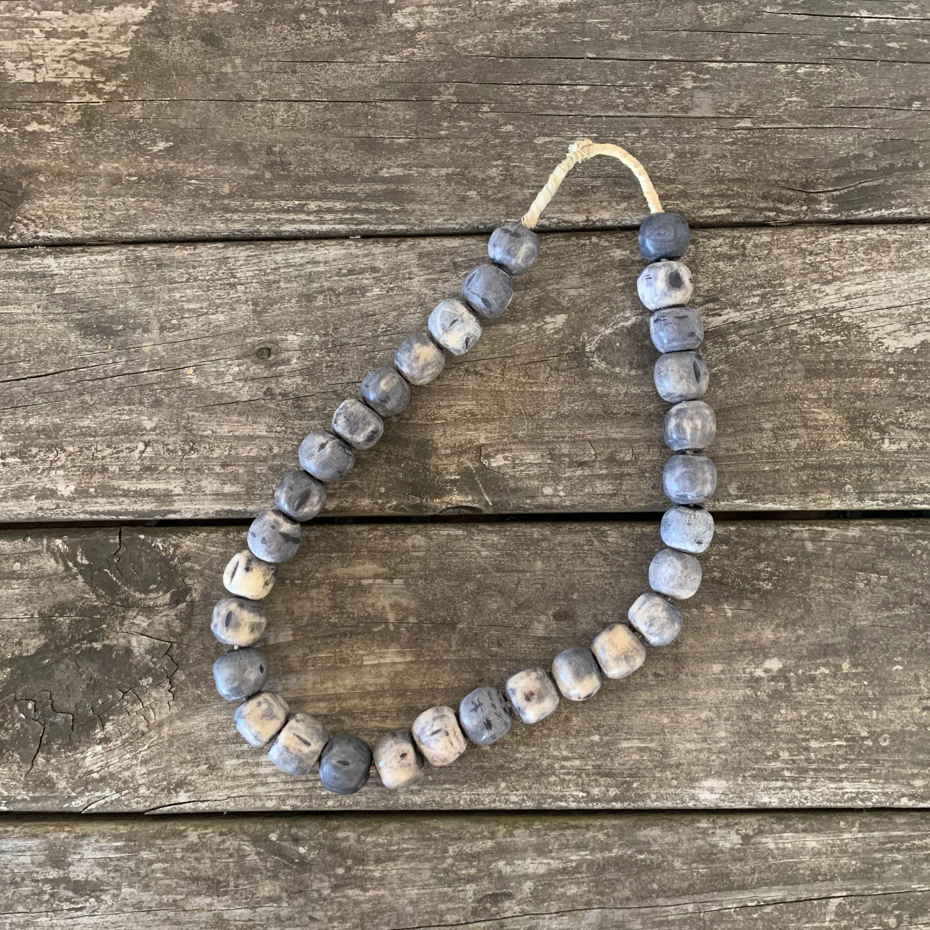 sphere gray decorative beads – Lauren Liess