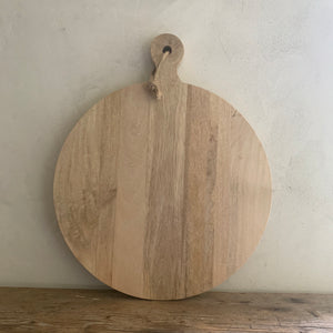 large round cutting board