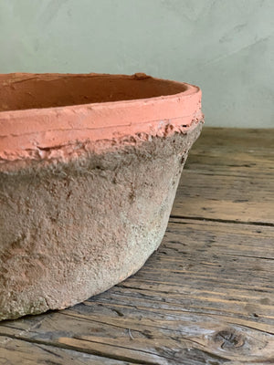 medium terra cotta planter