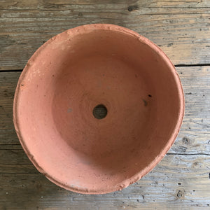 medium terra cotta planter