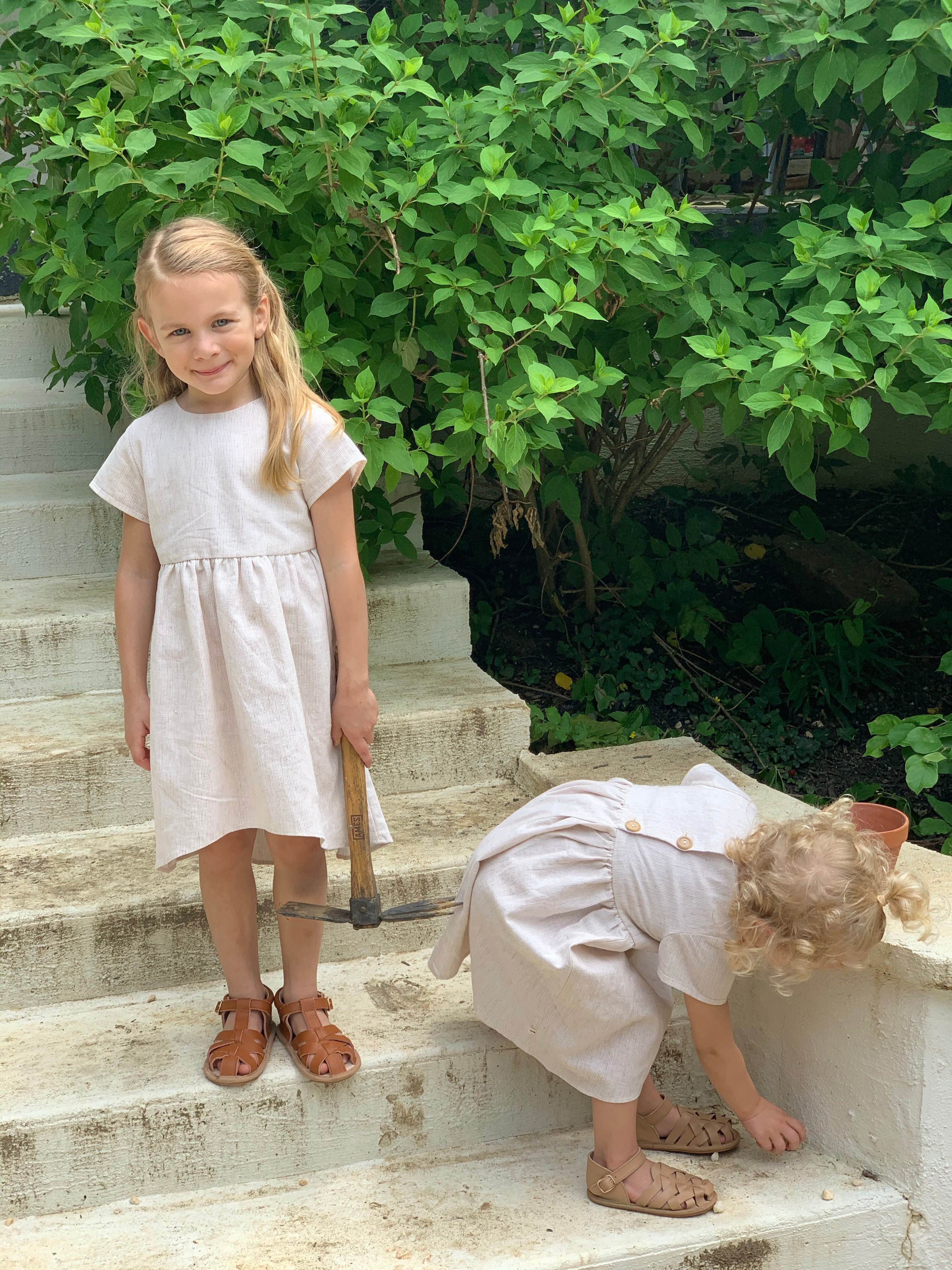 old-fashioned ivory striped linen dress 3Y old-fashioned ivory striped linen dress 3Y